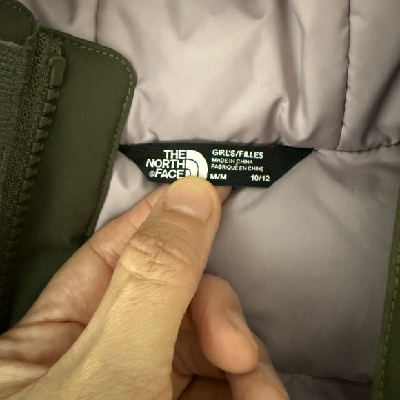 The North Face Greenland Down 550 Olive Green Girls Youth Faux Fur Jacket 10/12 - Picture 4 of 11